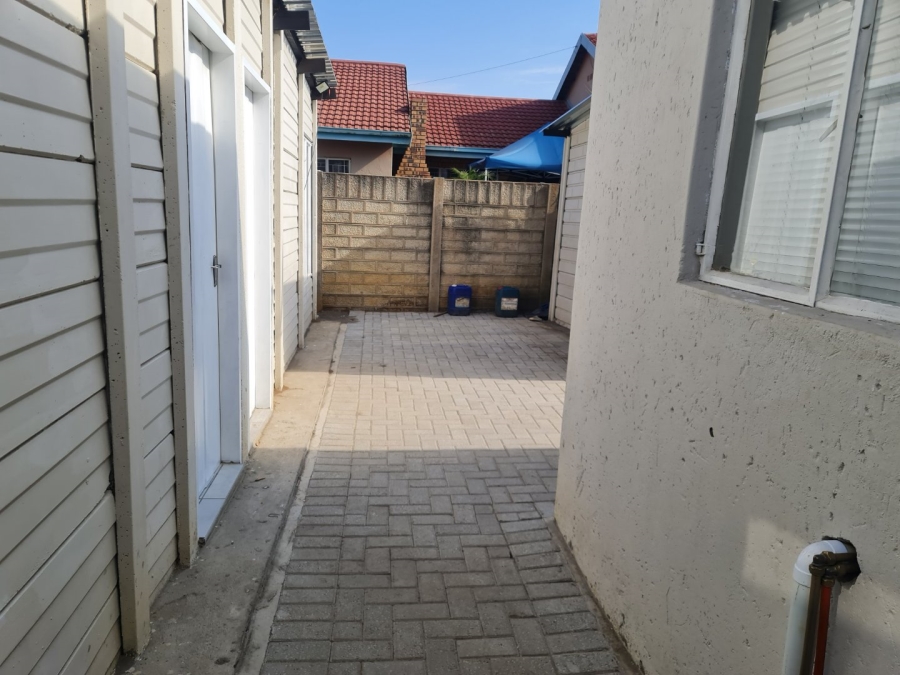 3 Bedroom Property for Sale in Oos Einde North West